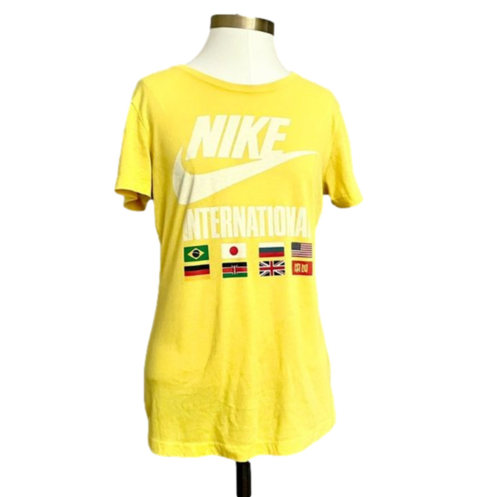 Vintage 90s Nike Yellow Track & Field International Flags Tee T-shirt - S 🇨🇳